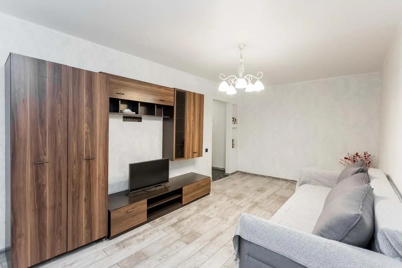 Апартаменты В 12 Микрорайоне Almaty Apartment